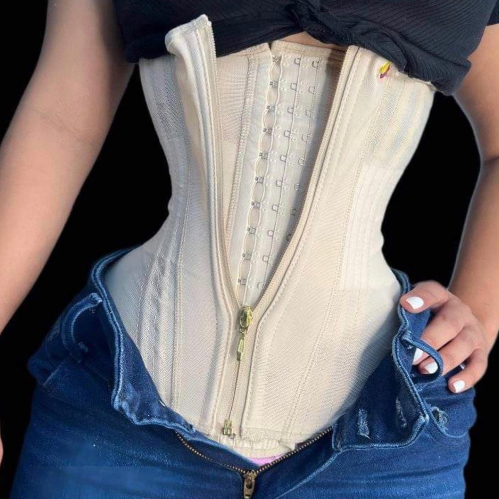 Cinturilla extrema Kim de 9 varillas, compresión extrema fajas colombianas